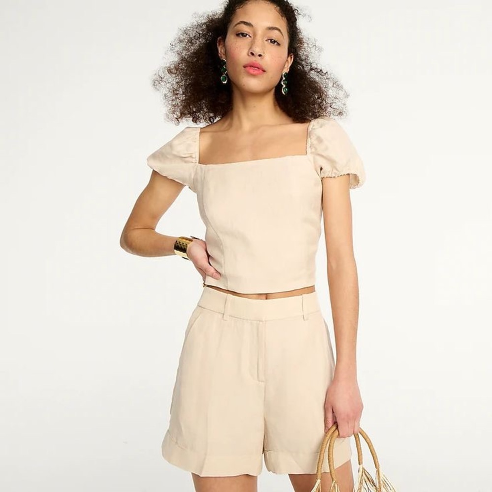 🏷️ NWT J. Crew Squareneck Linen-Cupro Blend Top in Weathered Sand. Size Small